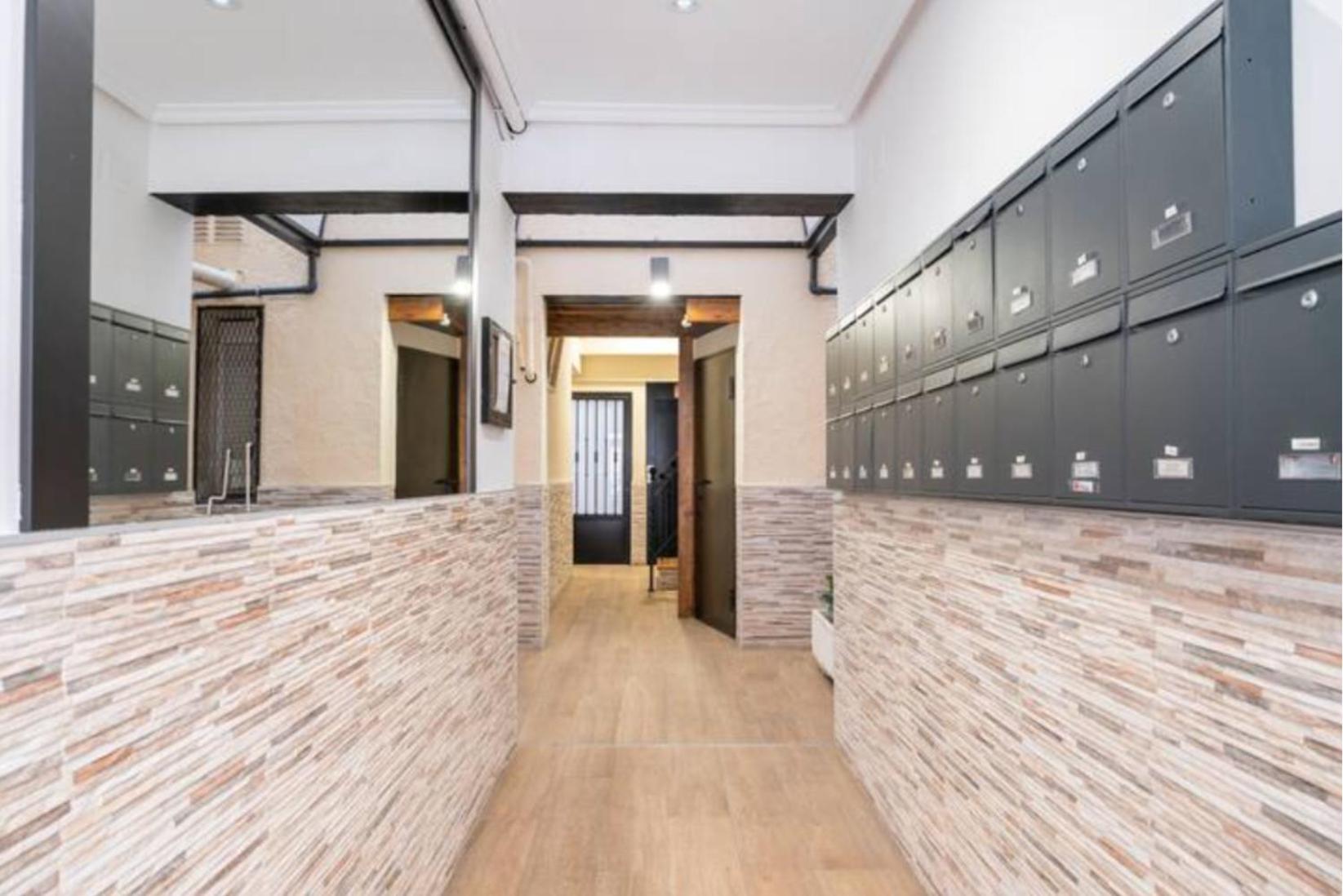 Bedroom Madrid City Center Екстериор снимка